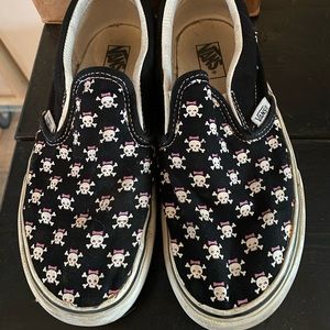 Vans black w/ skull bows, girls size 3.5